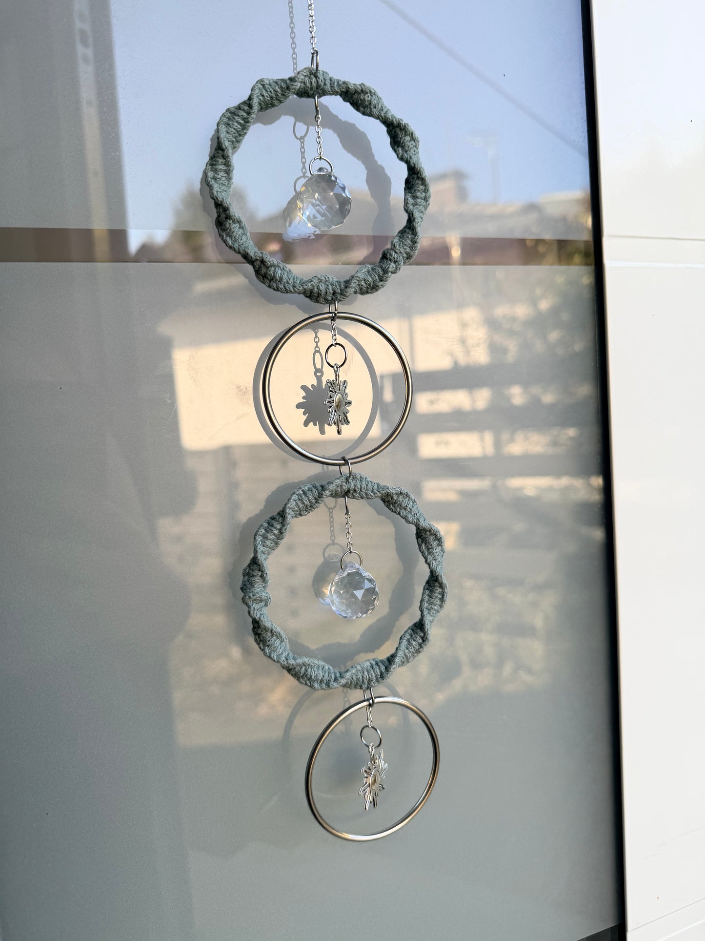 Sofortkauf Grün - Salbei - Silber Sonnenspiel Ringe | Sonnencatcher Makramee