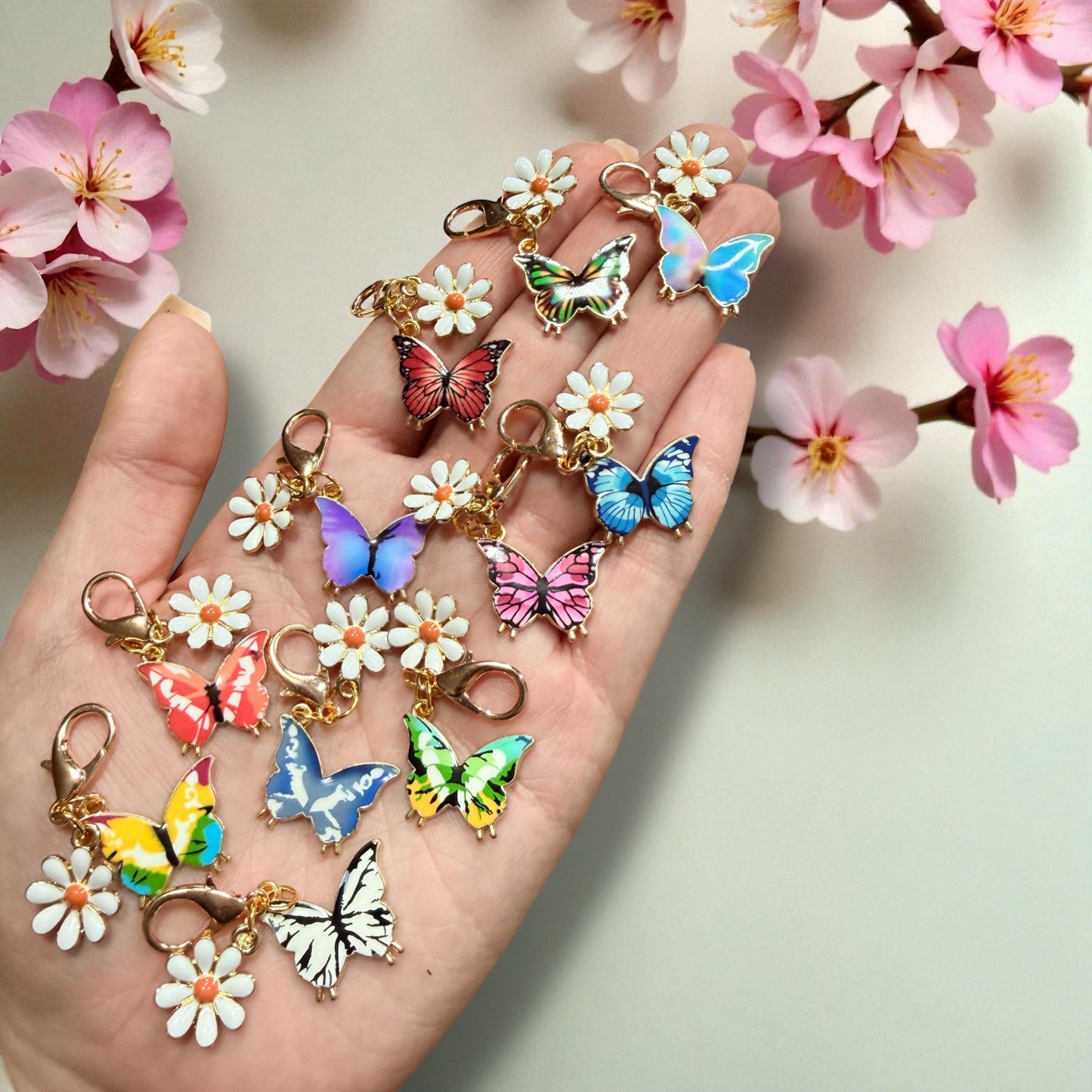 Schmetterling Blume Anhänger Gold