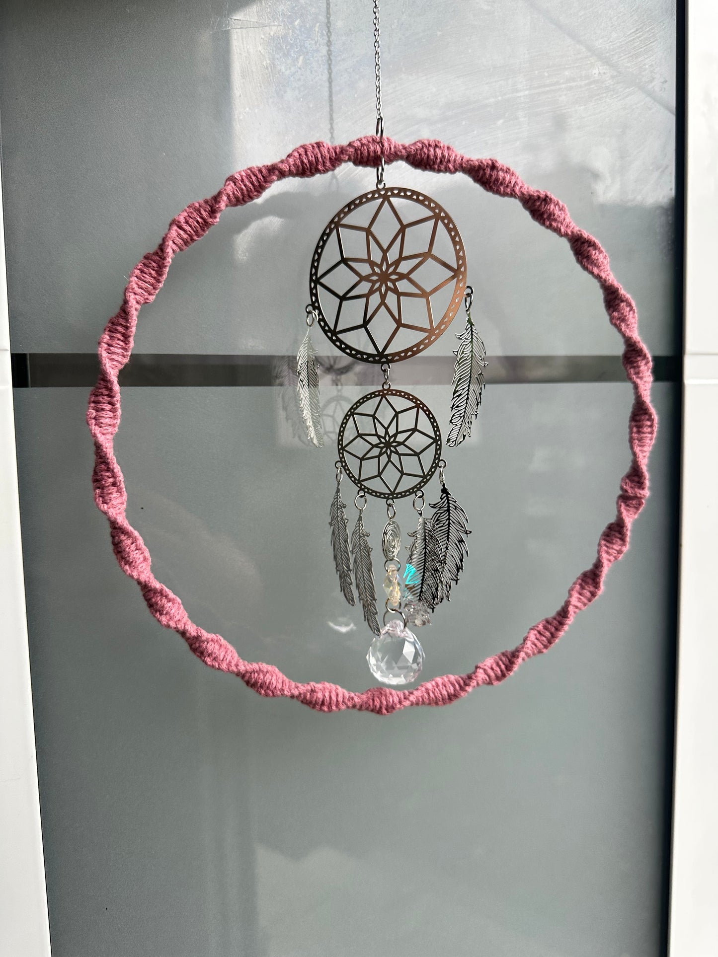 Sofortkauf Lebensbaum Altrosa im RING | Suncatcher Makramee