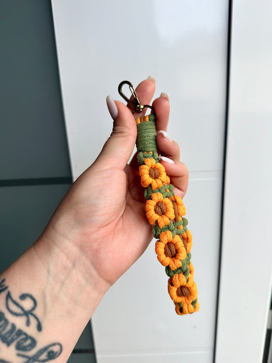 Sofortkauf Blumen Makramee Schlüsselanhänger mit Schlaufe | Handgelenksschlaufe