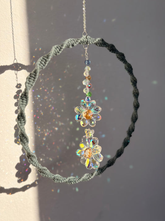Sonnenspiel im RING | Suncatcher Makramee Sonnenfänger
