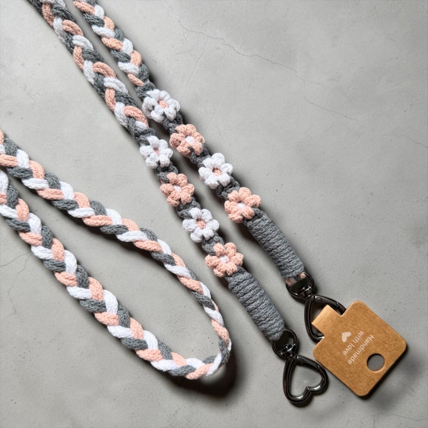 SOFORTKAUF Handykette Grau-Rosa-Weiß 150cm Blumen - GEFLOCHTEN | Schlüsselkette